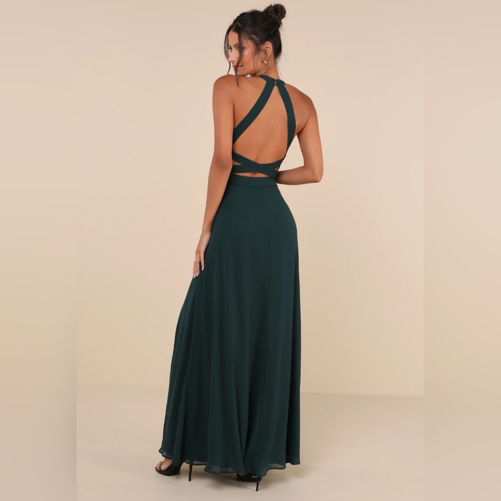 Lulus - Confidently Charismatic Emerald Backless Halter Maxi Dress - Picture 3 of 10